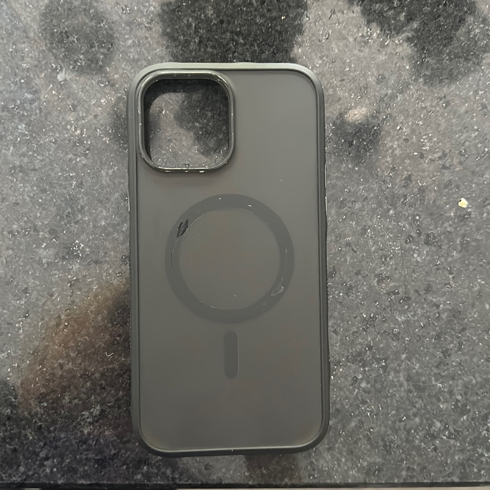 iPhone 13 Pro Max case with MagSafe